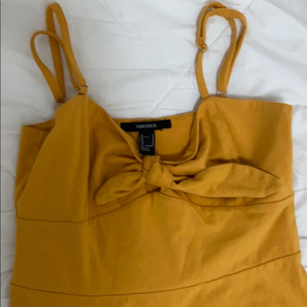 Dress - Picture 3 of 4